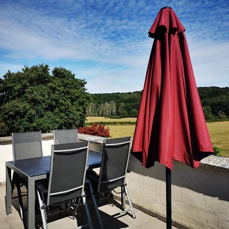 Ferienwohnung Lo'Ree Des Pres Grandrieu Exterior foto